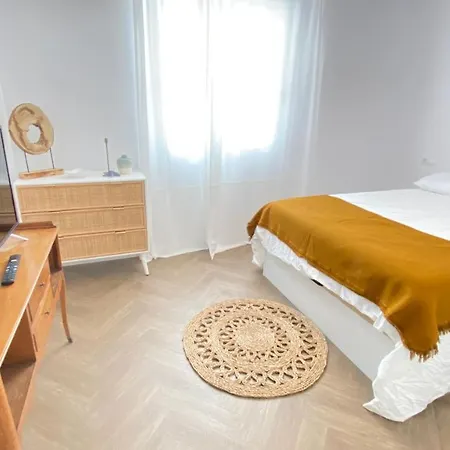 Can-carma El Conserje دينايا